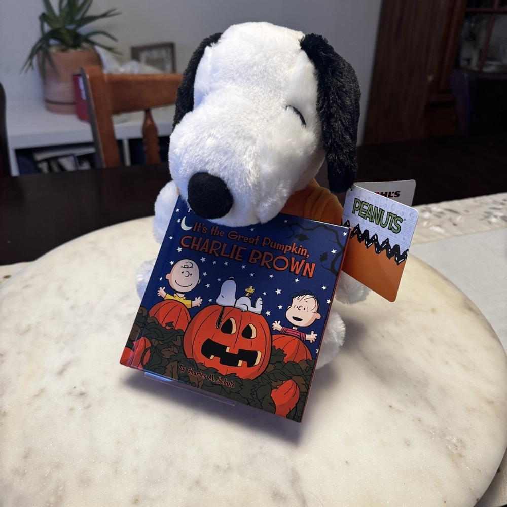 Kohl's Cares® Peanuts Snoopy Great Pumpkin Plush Toy and Book Bundle NWT - Picture 2 of 4